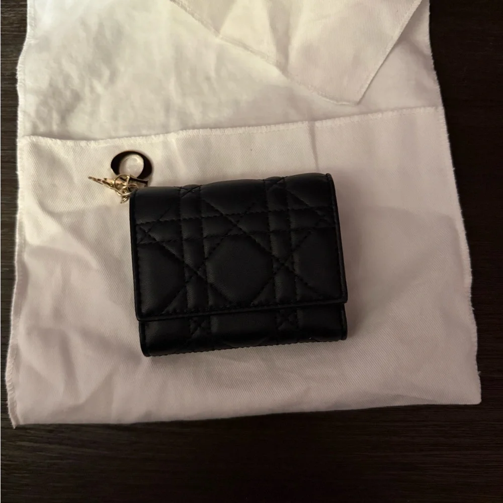 Lady Dior Lotus Wallet - Picture 5 of 6